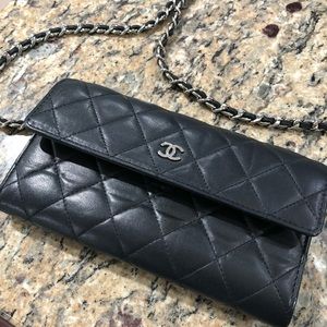Chanel clutch